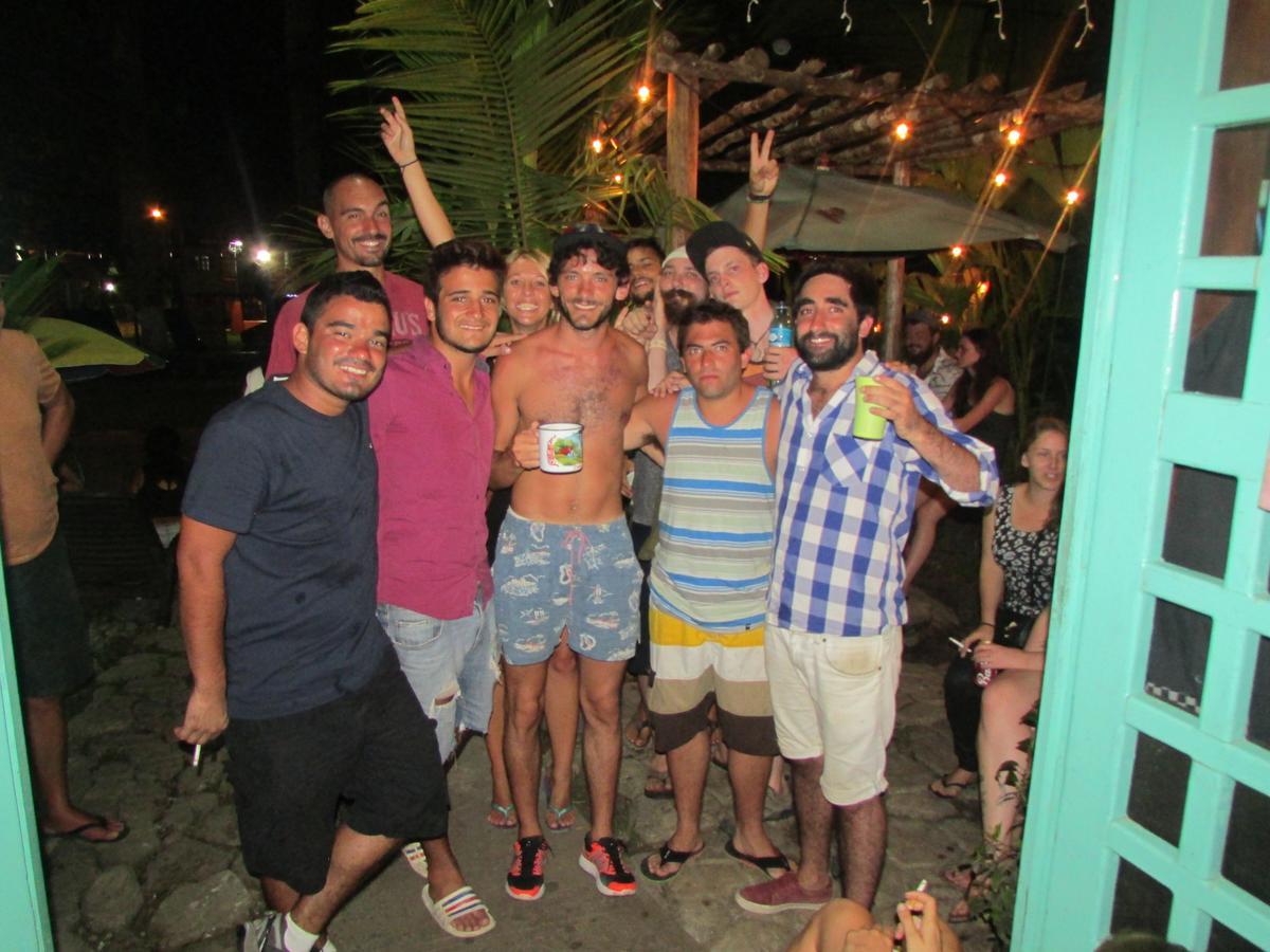 Coconut Hostel Bocas Town Exterior photo