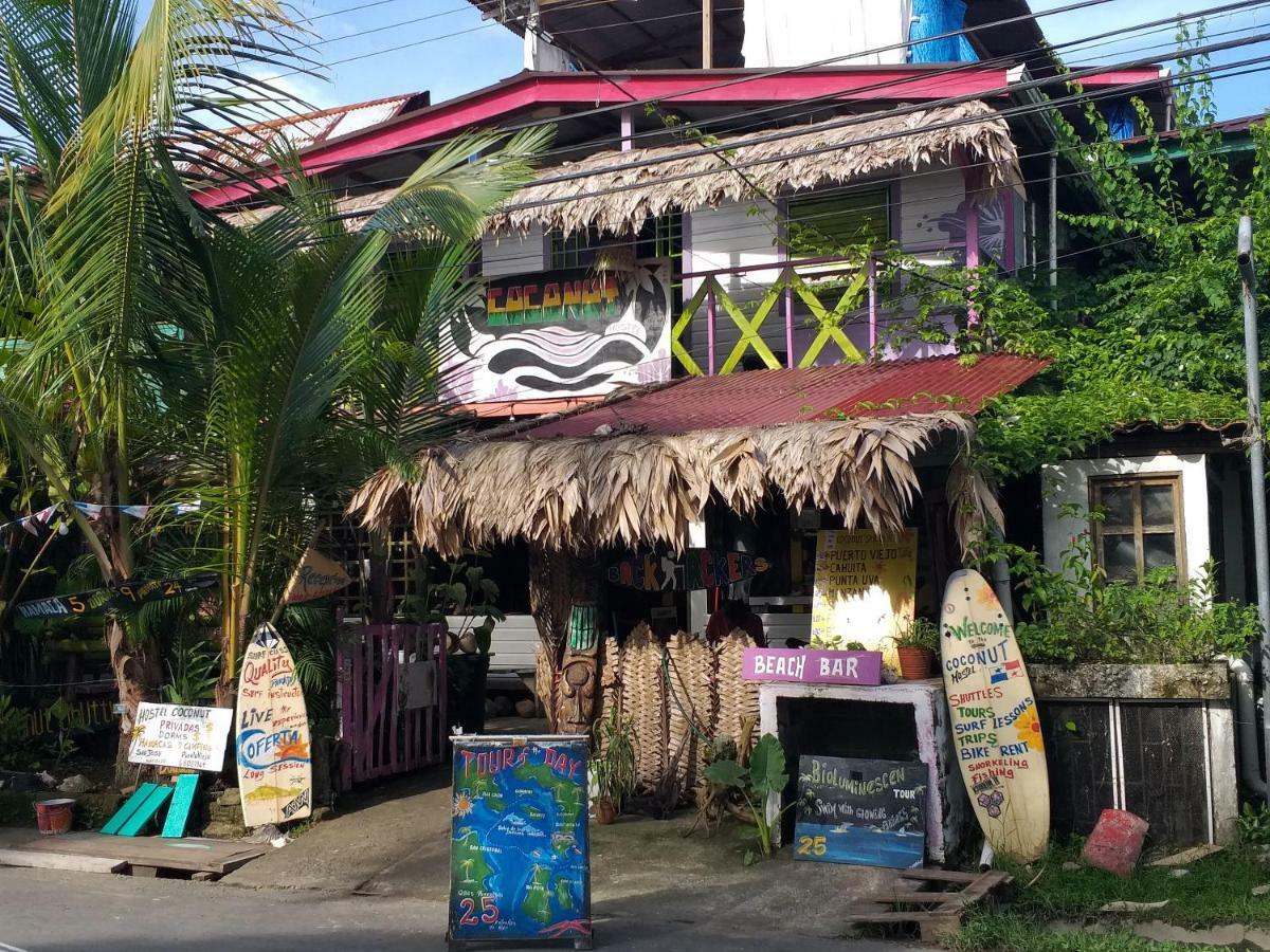 Coconut Hostel Bocas Town Exterior photo